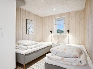 Holiday Home Ilsebet - 150m from the sea by Interhome - 4