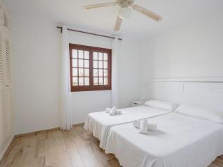 Apartment Son Bou Gardens Apt 3 dorm by Interhome - Son Bou - 3