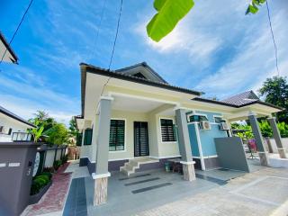 Homestay D Palas 10minit ke Bandar Kota Bharu Pasir Pekan - 0