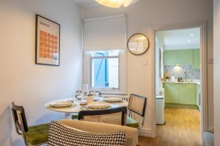 17 Trinity Lane - 4
