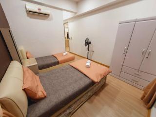 UN1 28 Jazz Massage Chair 5 min GMC Gurney 套房 - 3