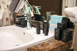 Luminous 1BR Apartment Al reem - Abu Dhabi - 7