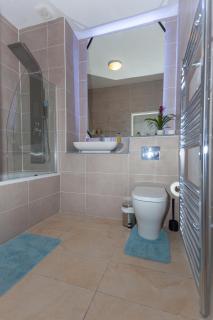 One Bedroom Apartment Smethwick Flat 308 - Birmingham - 4