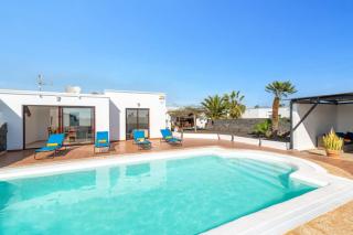 Villa Ishara by Villa Plus - Playa Blanca - 8