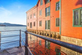 Central Seafront Apartments with Parking and Self Check-In! - Bergen - 5