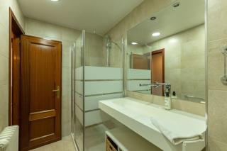 Santa Cruz Refinadores Suite by Valcambre - 4