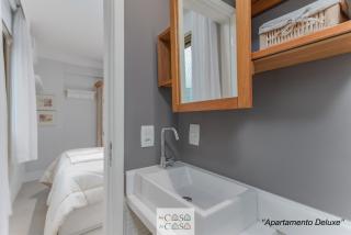 TOP 3 QUARTOS com ESTACIONAMENTO em Condominio com PORTARIA 24h, PISCINA, Sauna e Parquinho Infantil - Apartamento com Ar Condicionado, SmarTV, Wi-Fi 120 mbps e Cozinha Completa - Río de Janeiro - 2