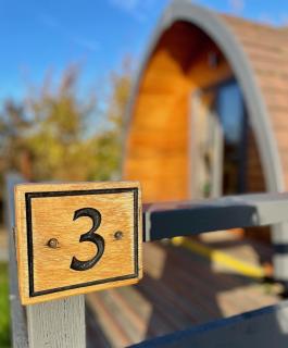 MegaPod 3 at Lee Wick Farm Cottages & Glamping - Clacton-on-Sea - 9