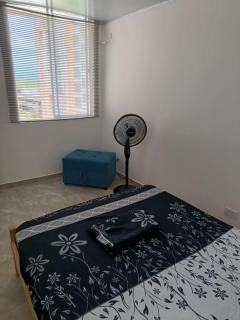 Apartamento Vacacional Familiar en Girardot, piscinas, Jacuzis, parqueadero privado - Girardot - 3