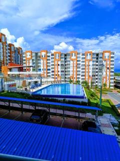 Apartamento Vacacional Familiar en Girardot, piscinas, Jacuzis, parqueadero privado - Girardot - 9