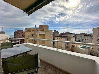 VER5 - Terraza con vistas al mar, Wifi, Smart TV, Piscina, Playa, Centro - Torremolinos - 4