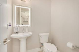 Miller Square 1009 - 2