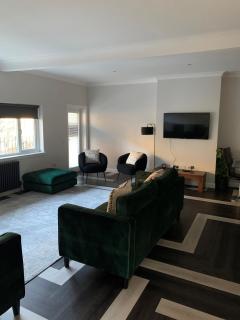 Hillview - 7