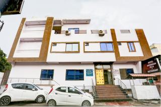 Hotel O Goverdhan Villa - 9