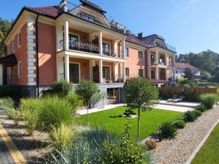 APARTAMENT przy jeziorze - Borne Sulinowo - 0