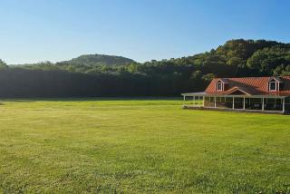 GameRoom, HotTub, Piano, 5mi to OldManCave - Hocking Hills Copper House - Laurelville - 7