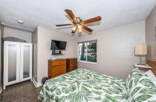 Blue Water Beachside Villa 4 - Clearwater Beach - 2