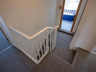 Ayr Farmhouse - 4