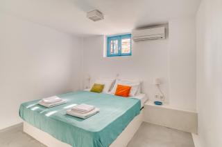 G&K Blue House on Agia Anargyroi Beach, Naousa - 5