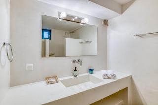 G&K Blue House on Agia Anargyroi Beach, Naousa - 3