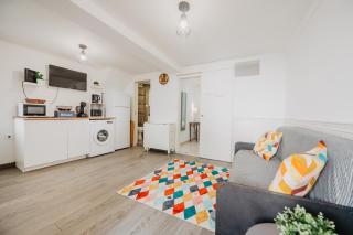 Aloha Surf House - Ericeira - 7