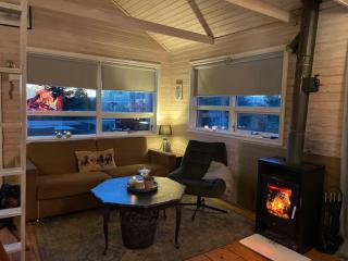 Golden Circle Cozy Retreat - 8