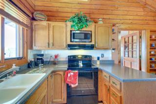 Large Deck and Mountain Views Prescott Getaway! - Prescott - 5