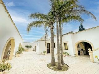 Torre Guaceto Luxury Masseria with Salted Pool - Serranova - 0
