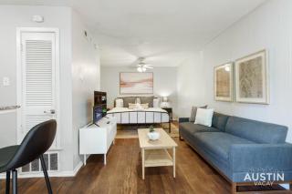 1st Floor Apt Hyde Park Bathtub and Free Parking - Austin - 8