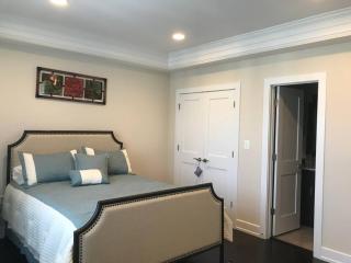 Entire Extra Large Luxury 3 Bedrooms Condo - Washington - 1