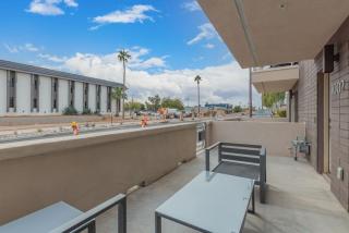 Miller Square 1002 - 9