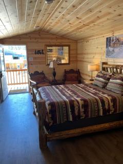 The Gold Mine Hotel Cabins - - 8