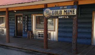 The Gold Mine Hotel - - 0