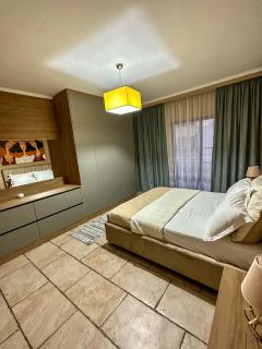 Amos City Center Apartment Tirana - Tirana - 2