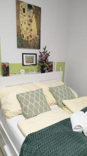 Centrally and green - 9