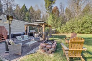 Northville Cabin with Fire Pit, 4 Mi to Boat Ramp! - Northville - 9