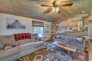 Northville Cabin with Fire Pit, 4 Mi to Boat Ramp! - Northville - 7