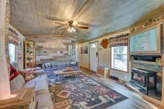 Northville Cabin with Fire Pit, 4 Mi to Boat Ramp! - Northville - 6