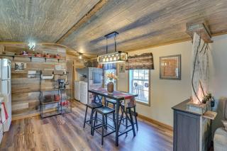 Northville Cabin with Fire Pit, 4 Mi to Boat Ramp! - Northville - 3