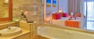 Oceanside Junior Suites at 5 Star All-Inclusive Resort - San Felipe de Puerto Plata - 1