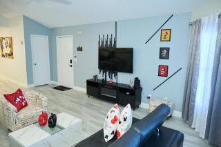 Hermoso apartamento familiar Temático, a pocos minutos de Disney !Reserva y Vive la Magia! - Kissimmee - 6