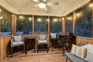 Massanutten 2 King Suites 4 BR Hot Tub Game Room Kids Toys Flower on the Mountain - McGaheysville - 8