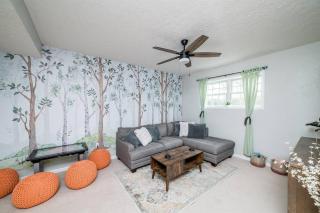 Massanutten 2 King Suites 4 BR Hot Tub Game Room Kids Toys Flower on the Mountain - McGaheysville - 5