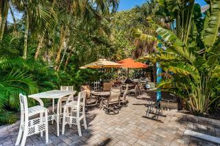 Tropical Blue Water beachside 7 - Clearwater Beach - 7