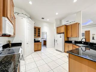 Discover Your Oasis: Tropical Haven in Central PSL - Port St. Lucie - 4
