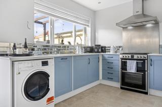 Lovely 2 Bedroom House with Parking - Loughborough - 7