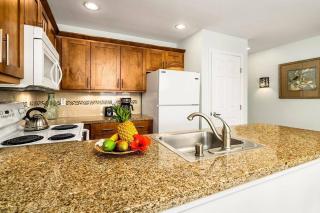 Ocean Echoes: Kona’s Oceanfront Family Oasis - Kailua-Kona - 4
