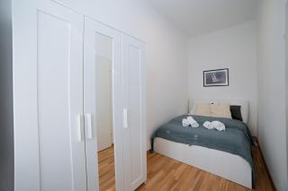Modern Apartment near City Center 1BR - 7