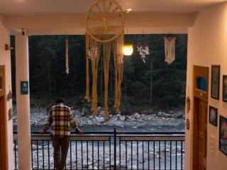 Wabi Sabi Riverside Hostel - 9