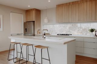 Middle River Vista Beach House - 4